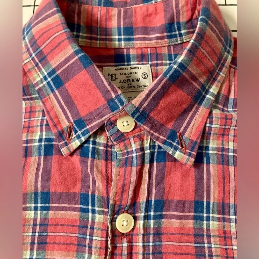 J. Crew Men’s Small Pink/Blue Button Down Shirt‎